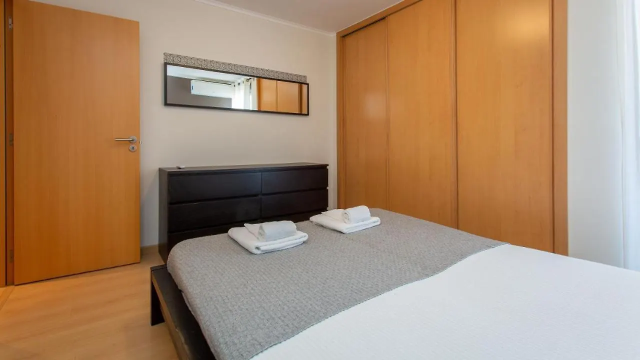 Monte Gordo 2Bdr Apartment W/ Ac & Balcony By Lovelystay Monte Gordo