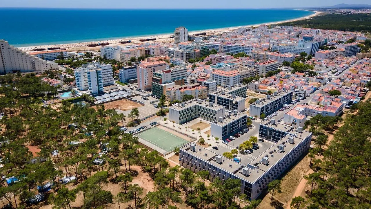 Monte Gordo 2Bdr Apartment W/ Ac & Balcony By Lovelystay Portugal