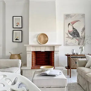 Stylish 3 Bedroom Close To The Monte Gordo